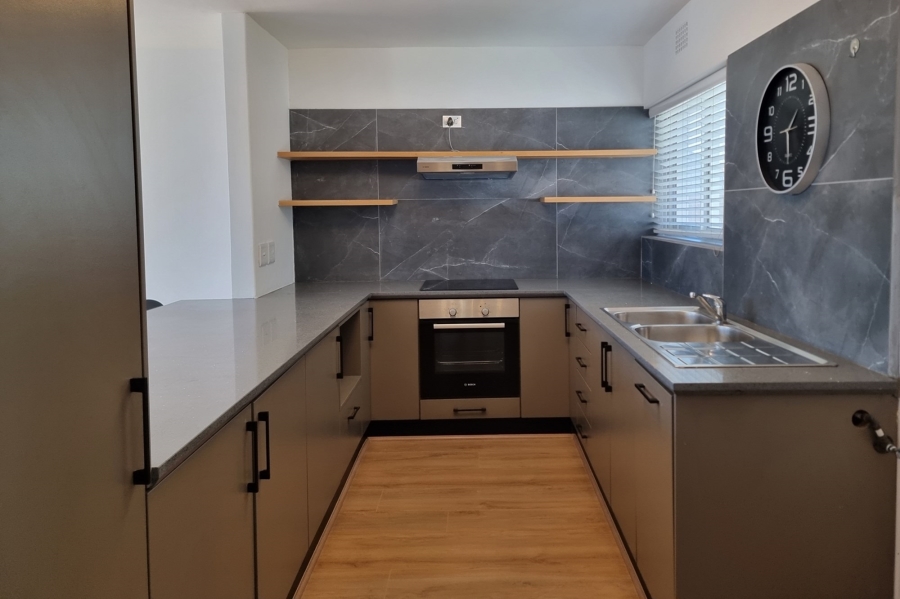 4 Bedroom Property for Sale in Beachfront Western Cape